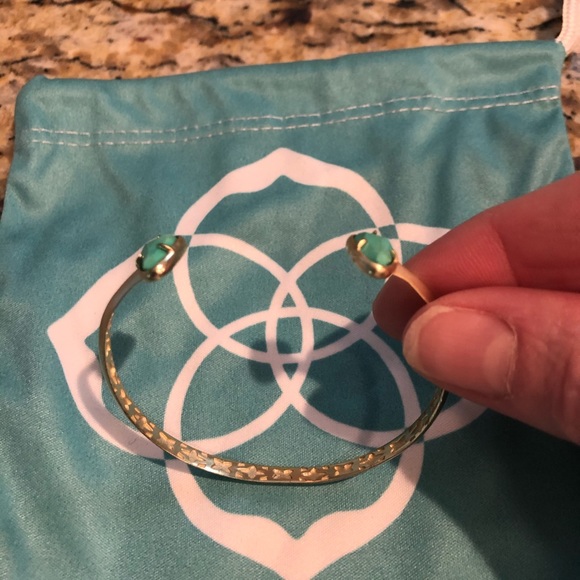 KENDRA SCOTT BRACELET - Picture 3 of 5